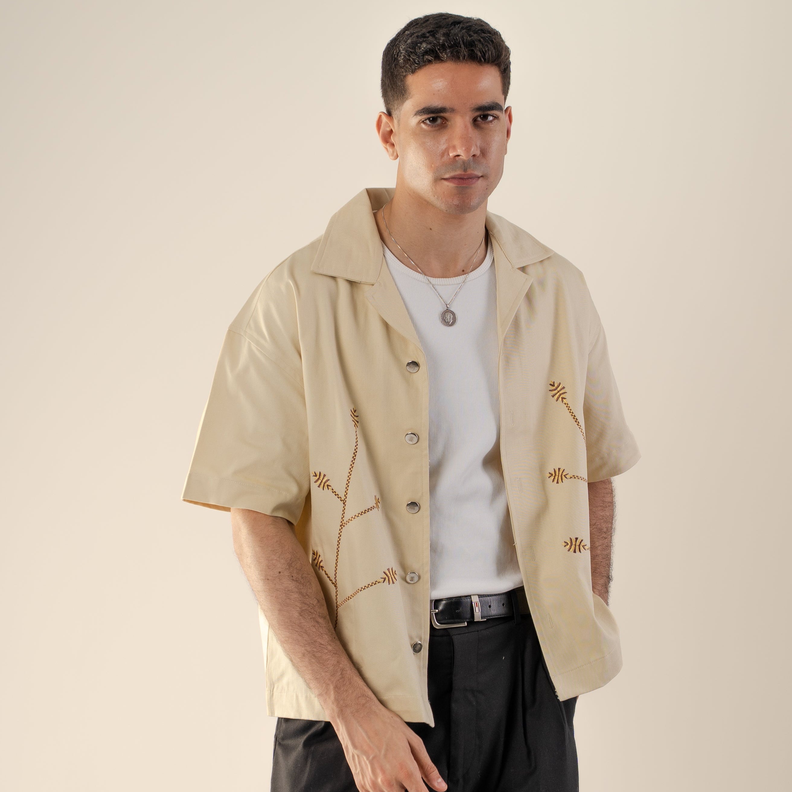 Contrast embroidery boxy shirt