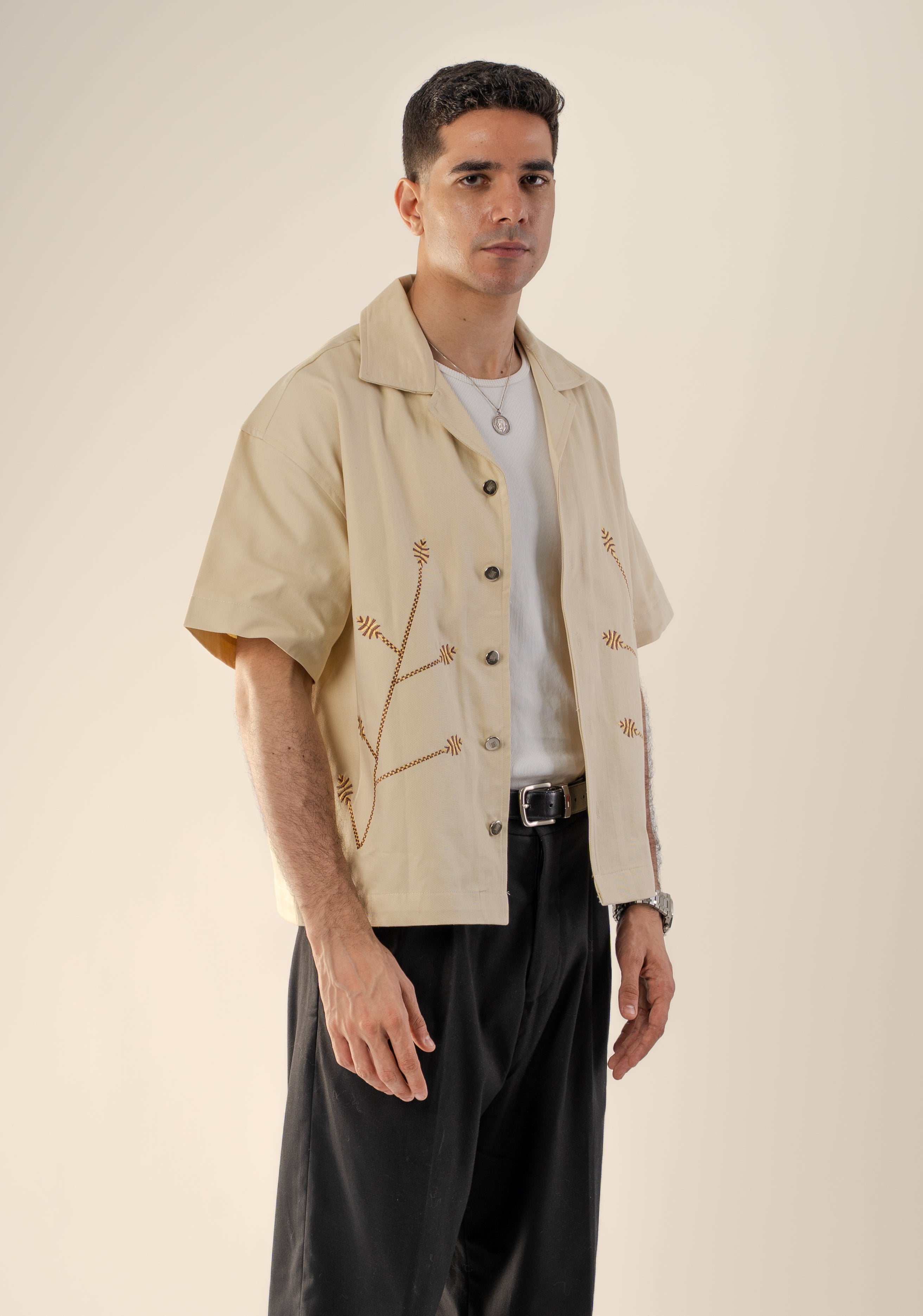 Contrast embroidery boxy shirt