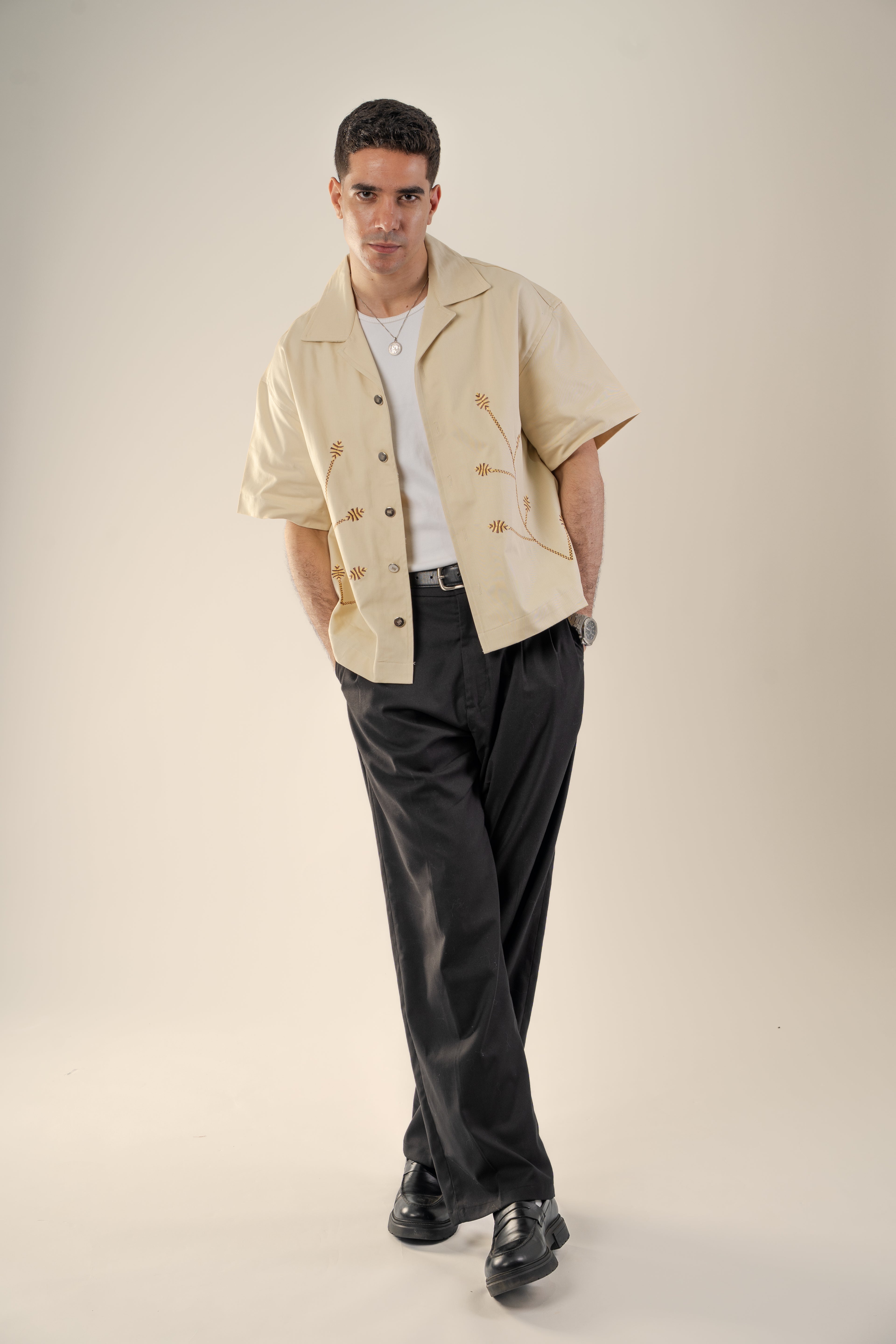 Contrast embroidery boxy shirt