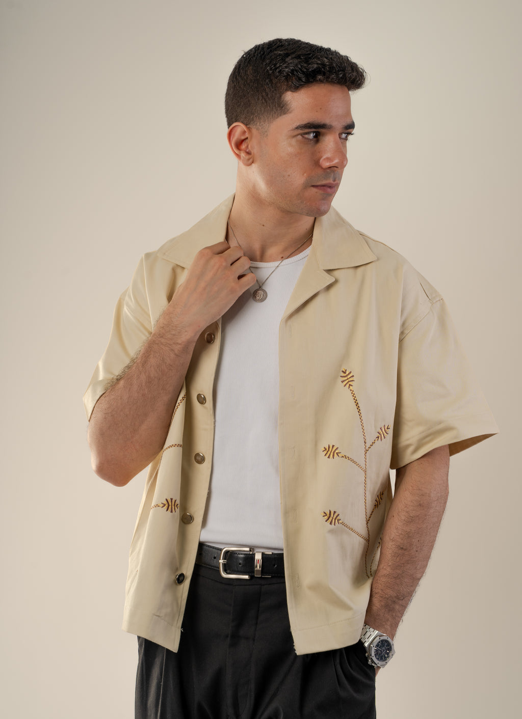 Contrast embroidery boxy shirt